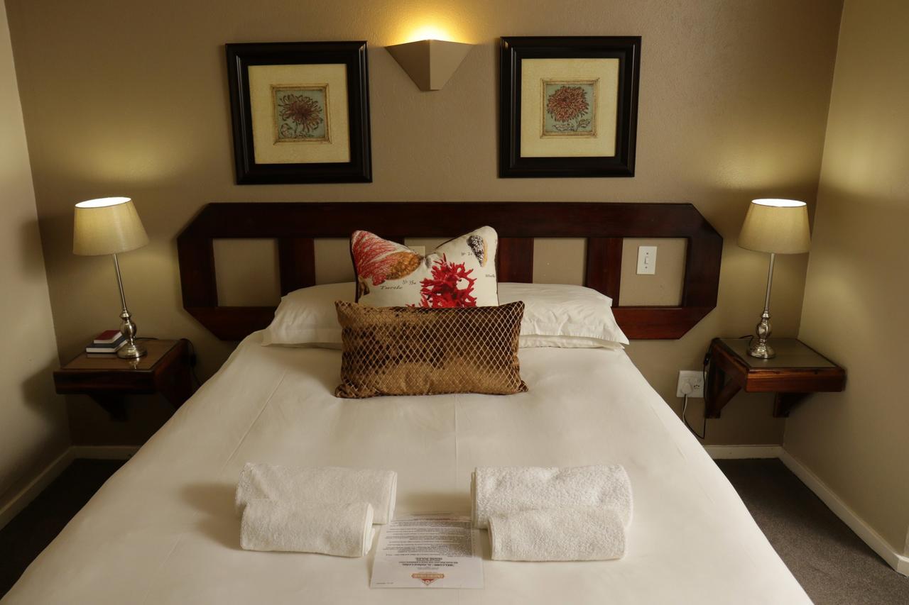 Oxford Lodge Vryheid Dış mekan fotoğraf